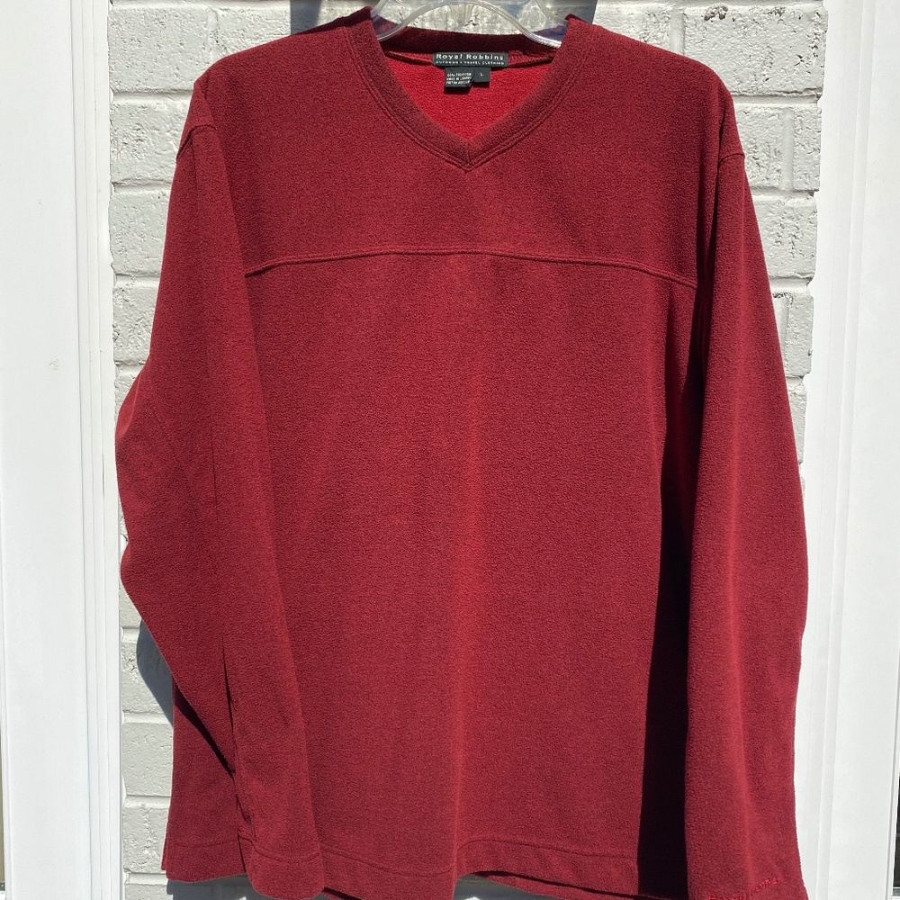 Royal Robbins long sleeve v-neck fleece pullover red large